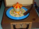 MAGIC MIRROR MOVIES AND 15 RED RAVEN RECORDS ORIG BOX
