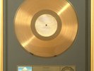 IRON MAIDEN : RIAA GOLD-AWARD POWERSLAVE
