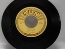 SUN ELVIS PRESLEY 45 RECORD ALBUM BLUE SUEDE SHOES #521