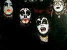 KISS 1st ALBUM 1st PRESSING 1st VERSION NO KISSING TIME
