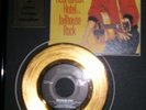 ELVIS PRESLEY 24KT GOLD RECORDS HEARTBREAK HOTEL