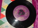 ELVIS PRESLEY SINGLE RECORD ON HMV HEARTBREAK HOTEL.