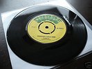 CLAUDETTE-SKINHEADS A BASH THEM/GRAPE45*RARE*/SKINHEAD