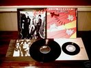 THE CLASH   PEARL HARBOUR    LP + SINGLE.