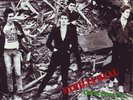 FAMILIA REAL RE 45 DESTRUYE, SPANISH PUNK, KBD, LISTEN