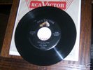 ELVIS PRESLEY 45 RECORD - THAT'S ALL RIGHT - NEAR MINT