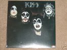 KISS (SELF TITLED FISRT ALBUM) FACTORY SEALED RECORD