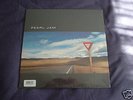pearl jam yield record mint condition