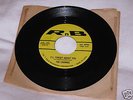 VOCAL GROUP 45RPM RECORD-THE CROWNS-RnB 6901-BEN E KING