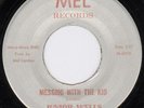 New Breed R&B Mod 45-Junior Wells-Messing With The Kid