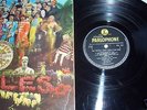 BEATLES SGT PEPPER YELLOW BLACK MONO PMC 7027
