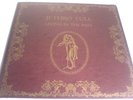 JETHRO TULL Living In The Past Ex+ UK 72 2LP/book *