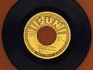 Mint 1954 Sun Record Elvis Presley EP 45