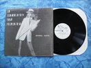 A METHOD OF DANSE-GENERIC WHITE PRIVATE SYNTH MINI LP