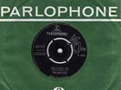 THE BEATLES SHE LOVES YOU ORIGINAL UK 45 DECCA PRESS