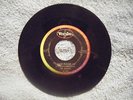 Beatles / Vee Jay label error 45 rpm    ***LOOK***