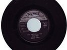 Round Robin on UK London - Kick that Little Foot