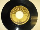 The Five Tinos - Sitting By My Window 45 Sun Doo Wop
