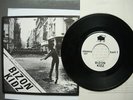 BIZON KIDZ -kicks throwing bricks 7