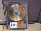 the beatles gold disc help limited to 2500 mint