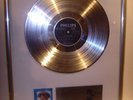 Johnny Hallyday la  platin Schallplatte record golden
