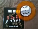 THE HIVES hate to say FULLY SIGNED GOLD 7
