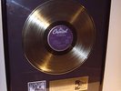The Beatles Revolver goldene Schallplatte gold record