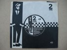 ELVIS COSTELLO I CAN`T STAND UP FOR FALLING DOWN 2 TONE