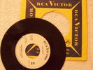 ELVIS PRESLEY HEARTBREAK HOTEL 45 RECORD PROMO 447-0605