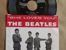 Beatles She Loves You M-   w/NM Sleeve on Swan Label