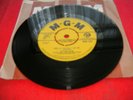 Suzi Jane Hokom.Need All The Help I Can Get 7''.MGM 132