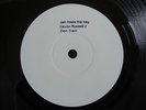 JAH  HOLDS  THE  KEY  /  DEVON  RUSSELL  --   ZION TRAIN   7 INCH
