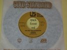 QUEEN  - We Are The Champions - ELEKTRA  - Gold Standard  CANADIAN  7' VERSION 1