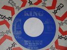 THE DE VONS NEVER FIND A LOVE LIKE MINE / SOMEONE TO TREAT ME   JAMES BROWN