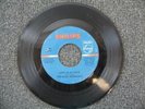 THE MAGIC MUSHROOMS RARE 60s GARAGE PSYCH 45 NEVER LET GO / LOOK IN MY FACE