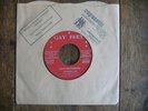 STRANGER & PATSY - Your Photograph / Don't Want To Be Hurt  GAY FEET near mint