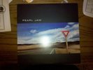 PEARL JAM - YIELD - ORIGINAL PRESSING NM THROUGHOUT