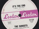 SUNSETS   IT'S THE END 1960s BEAT GARAGE SURF 45 PRE TAMAM SHUD ON LEEDON
