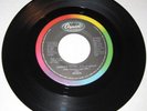 QUEEN  Rare Canadian 45 : Hammer to Fall (EDIT) / Tear it up