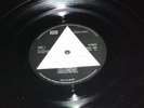Pink Floyd. dark side of the moon. Solid blue triangle. A2/B2