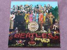 THE BEATLES - SGT PEPPER - MONO - 1ST PRESS - FOOL INNER  SLEEVE & CARD INSERT