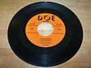 Vince Castro & Grp - Bong Bong (I Love You Madly) - Doe 102 (First label)