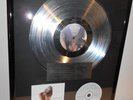 Jennifer Lopez  Rebirth platin Schallplatte goldene