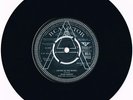 ELVIS PRESLEY- CRYING IN THE CHAPEL