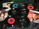 Vintage Green Amfile Platter Pak Phonograph Record Case w/ 49 45 RPM Records