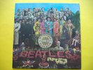 THE BEATLES Sgt Pepper LP MONO VG+  Complete with insert