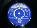 KIKI DEE - MIRACLES / THAT'S RIGHT WALK ON BY- FONTANA - CLOSE TO MINT CONDITION