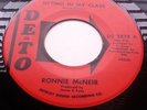 Northern Soul - Ronnie McNeir / Sitting In My Class