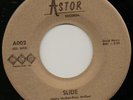BUGS-45-Slide-HOLY GRAIL & MONSTER 1966 MASS Garage-Punk-BACK FROM THE GRAVE V.7