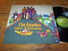 THE BEATLES ( YELLOW SUBMARINE ) ORIG U.S. APPLE vinyl LP # SW 153 VG+ / VG++